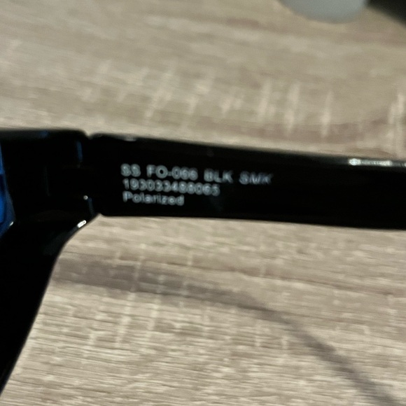 FOSTER Grant Polarized Solar Shield Sunglasses - Picture 4 of 7